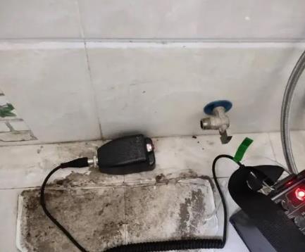 萧山屋顶漏水维修公司分享下卫生间漏水的危害及解决方法